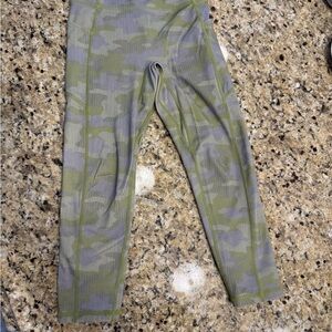 Fabletics Kids Motion 365 Camouflage Leggings size 6